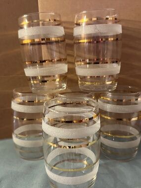 Vintage Mid Century Modem Gold and Frosted Striped Barrel Glasses (6)